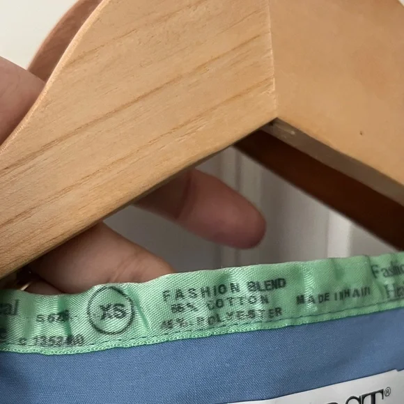 NWT Set of Scrubs light Blue top and bottom sz XS Fashion Seal Healthcare - Picture 3 of 13